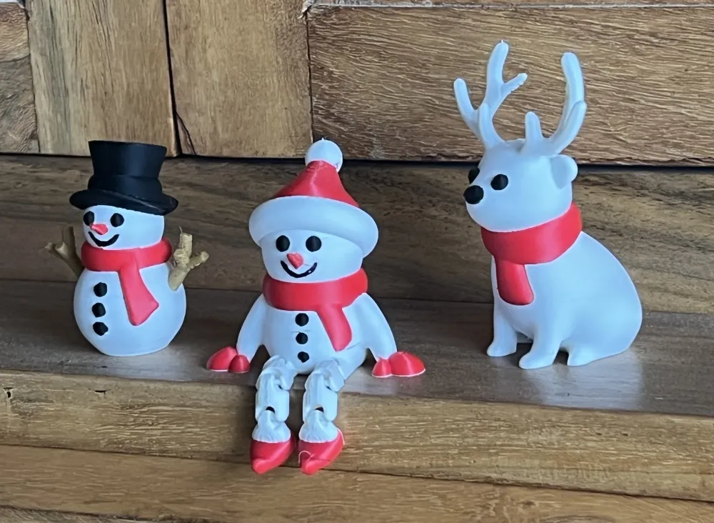 Søte og glade julefigurene